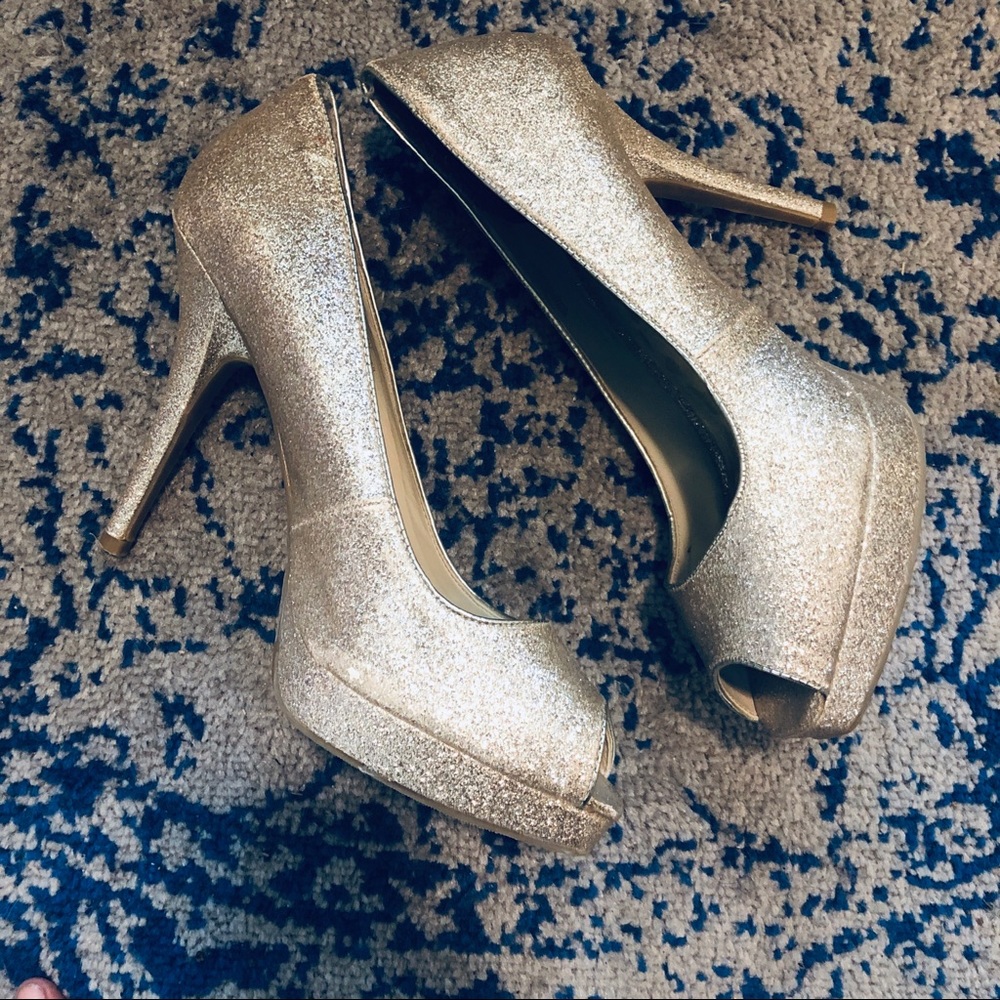 Steve Madden Gold Heels